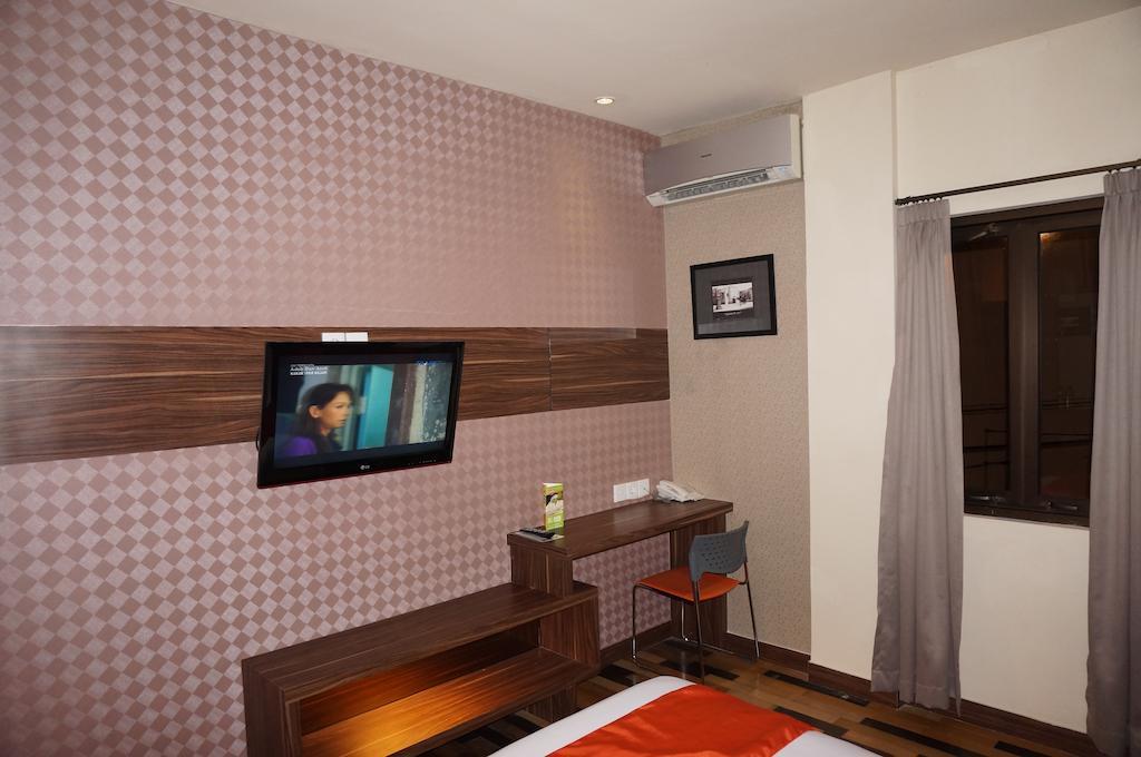 Ekon Hotel 요그야카르타 외부 사진